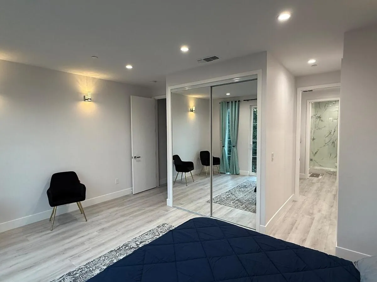 Uptown Villa Sacramento Holiday home
