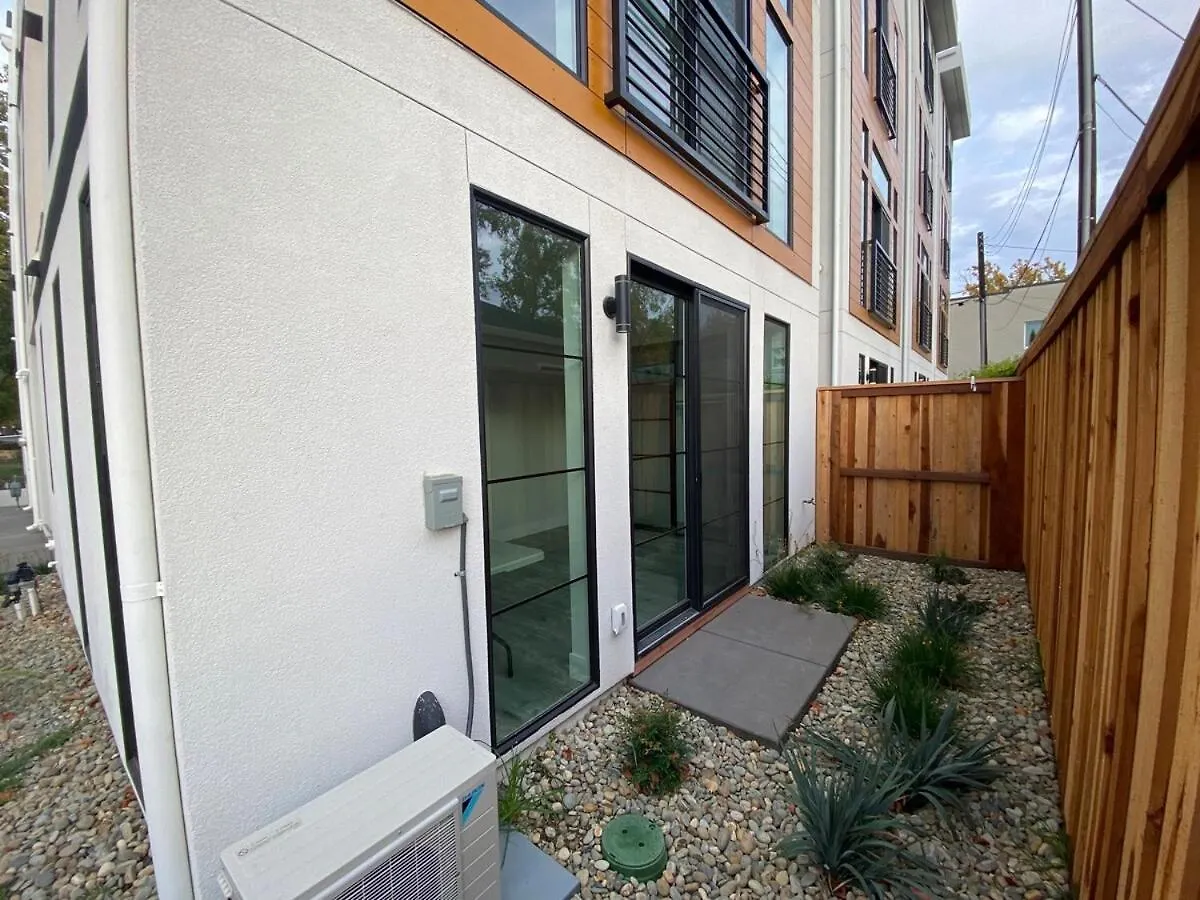 Uptown Villa Sacramento 0*,